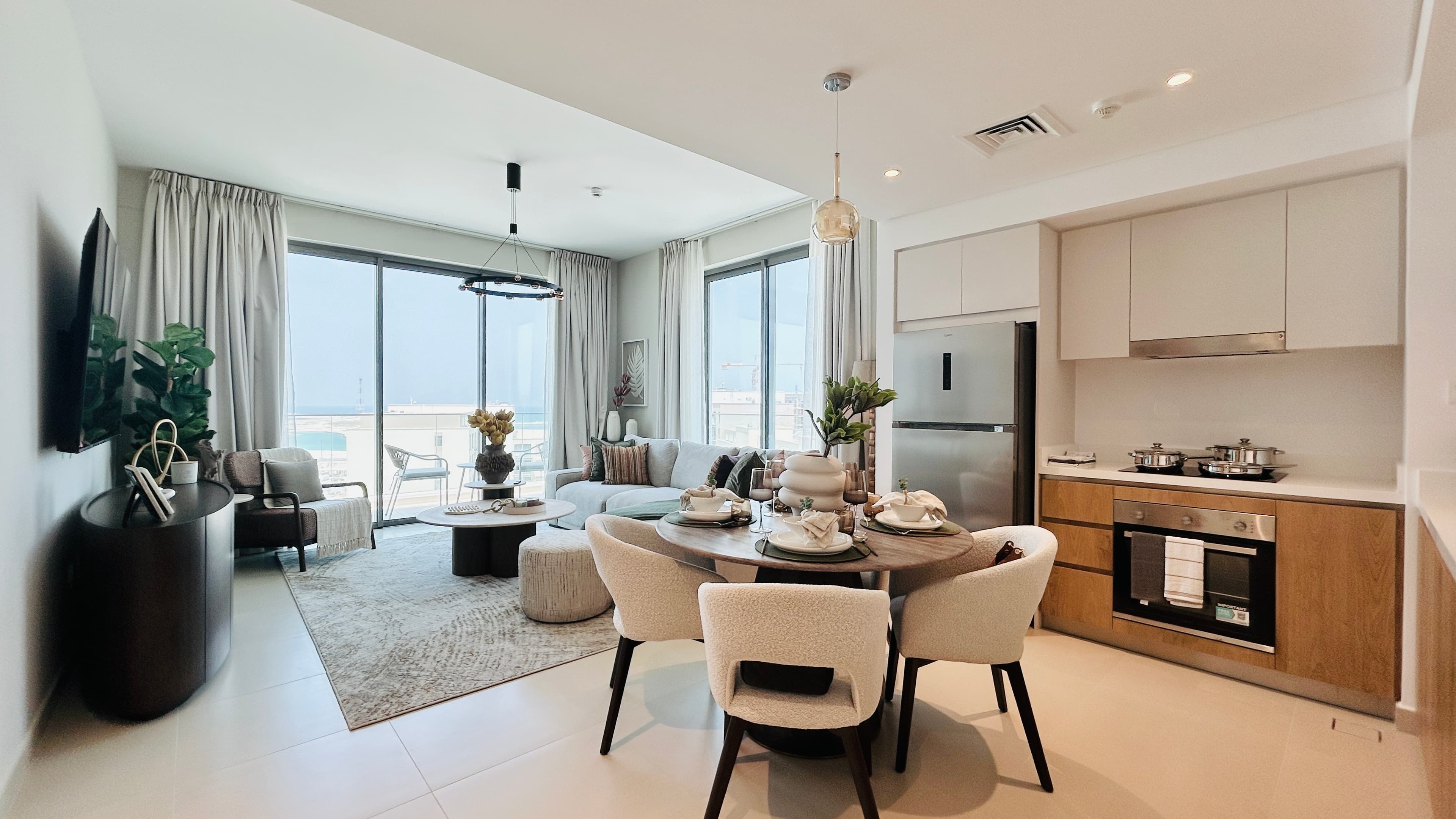 SPACIOUS ROOMS | INSTALLMENT PLAN | BEACHFRONT VIEW