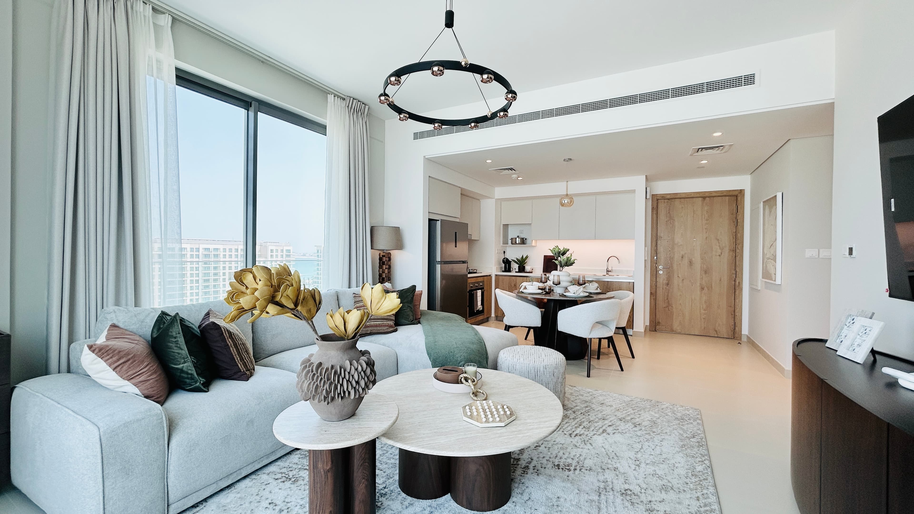 SPACIOUS ROOMS | INSTALLMENT PLAN | BEACHFRONT VIEW