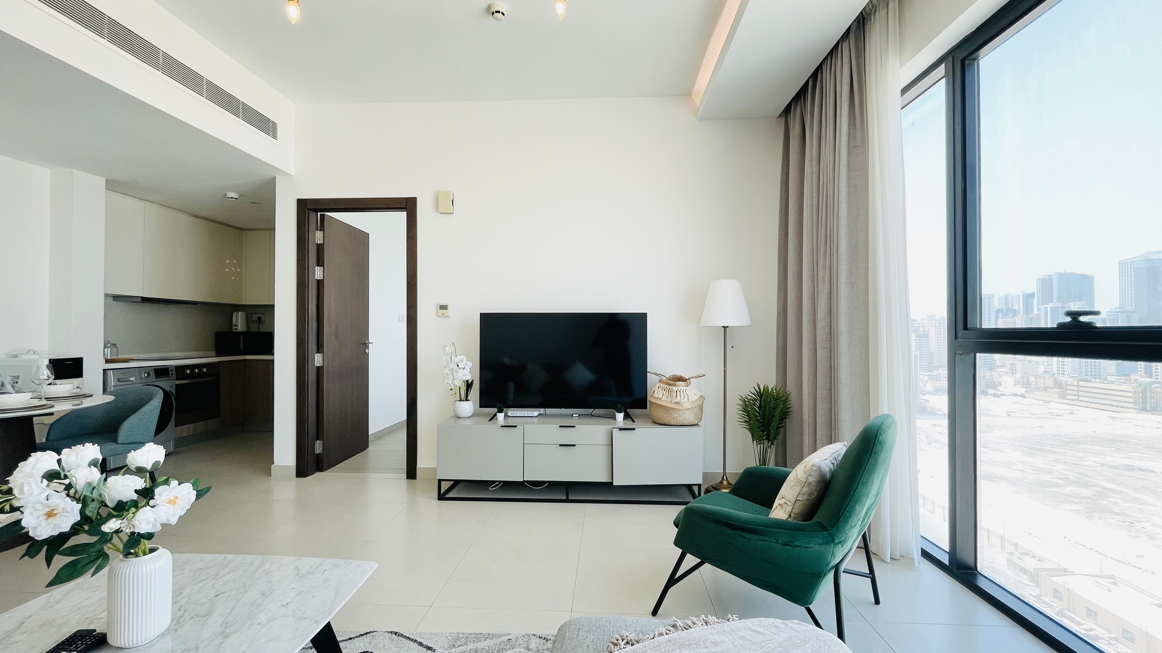 SEAVIEW | SPACIOUS ROOMS | GREAT FACILITIES
