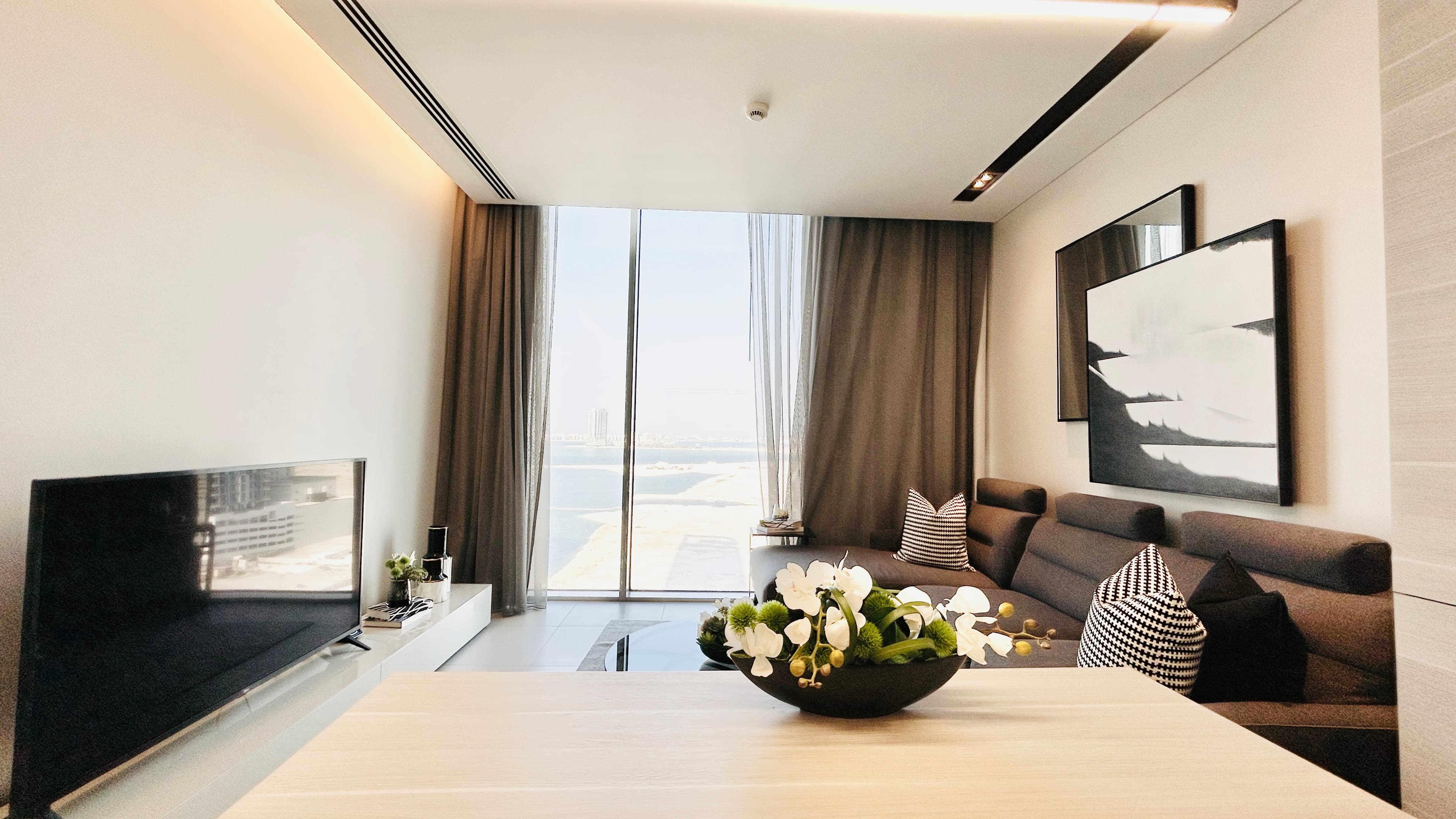LOW PRICE | LUXURY | SEA VIEW | BALCONY