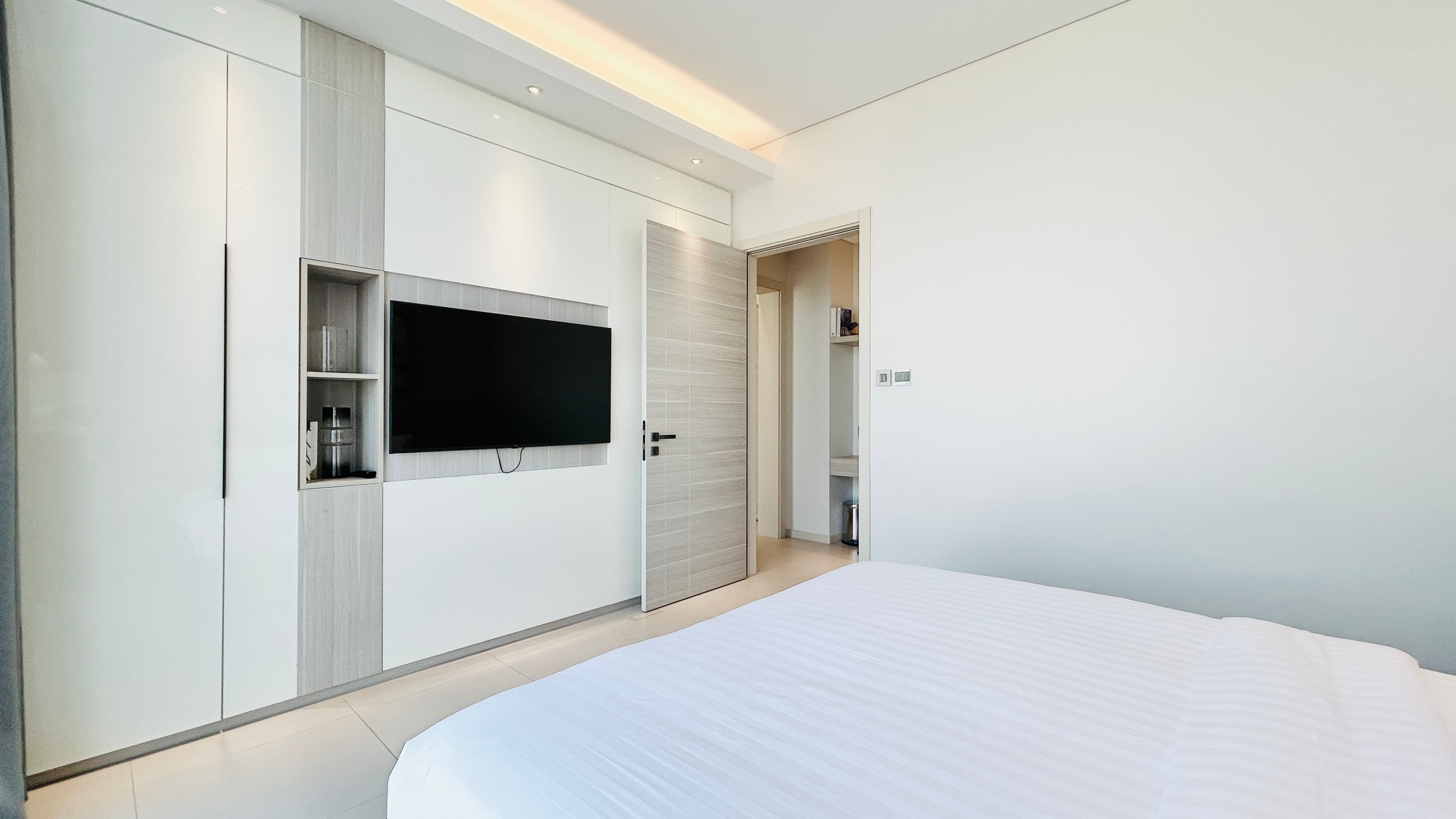 LOW PRICE | LUXURY | SEA VIEW | BALCONY