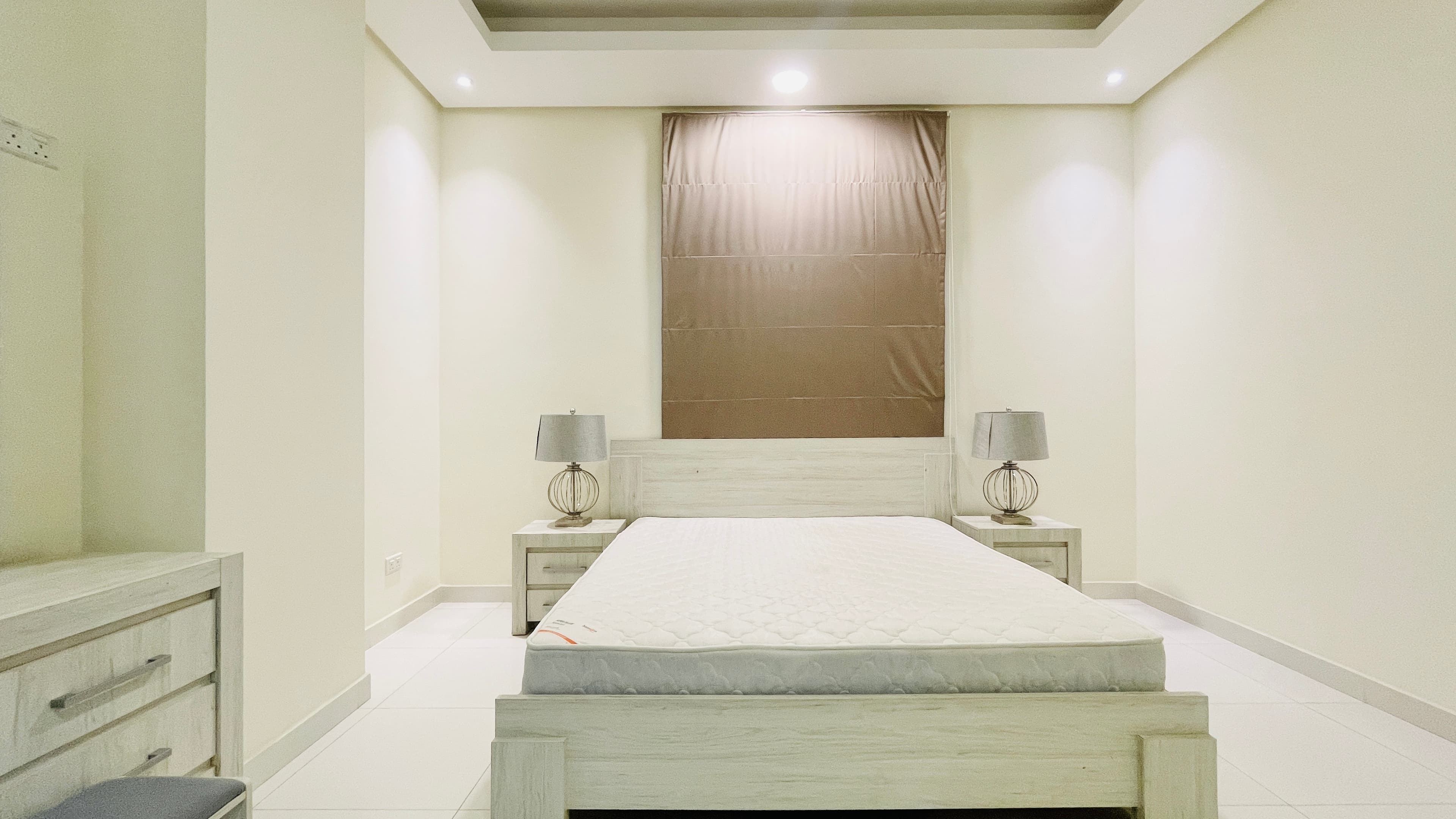 GREAT FACILITIES | SPACIOUS ROOMS | BALCONY | CITYVIEW