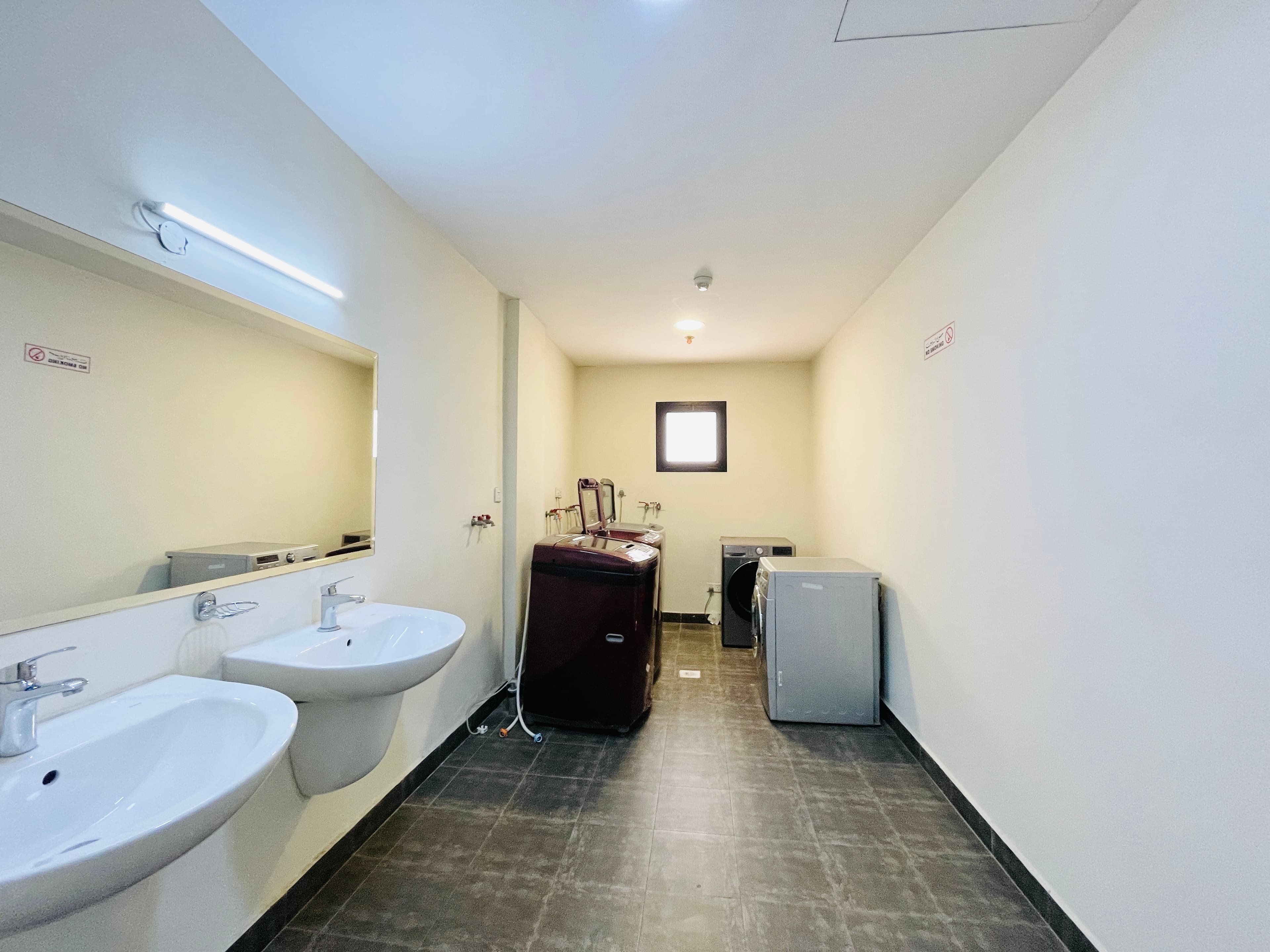 MODERN | SPACIOUS ROOMS | BALCONY | CITYVIEW