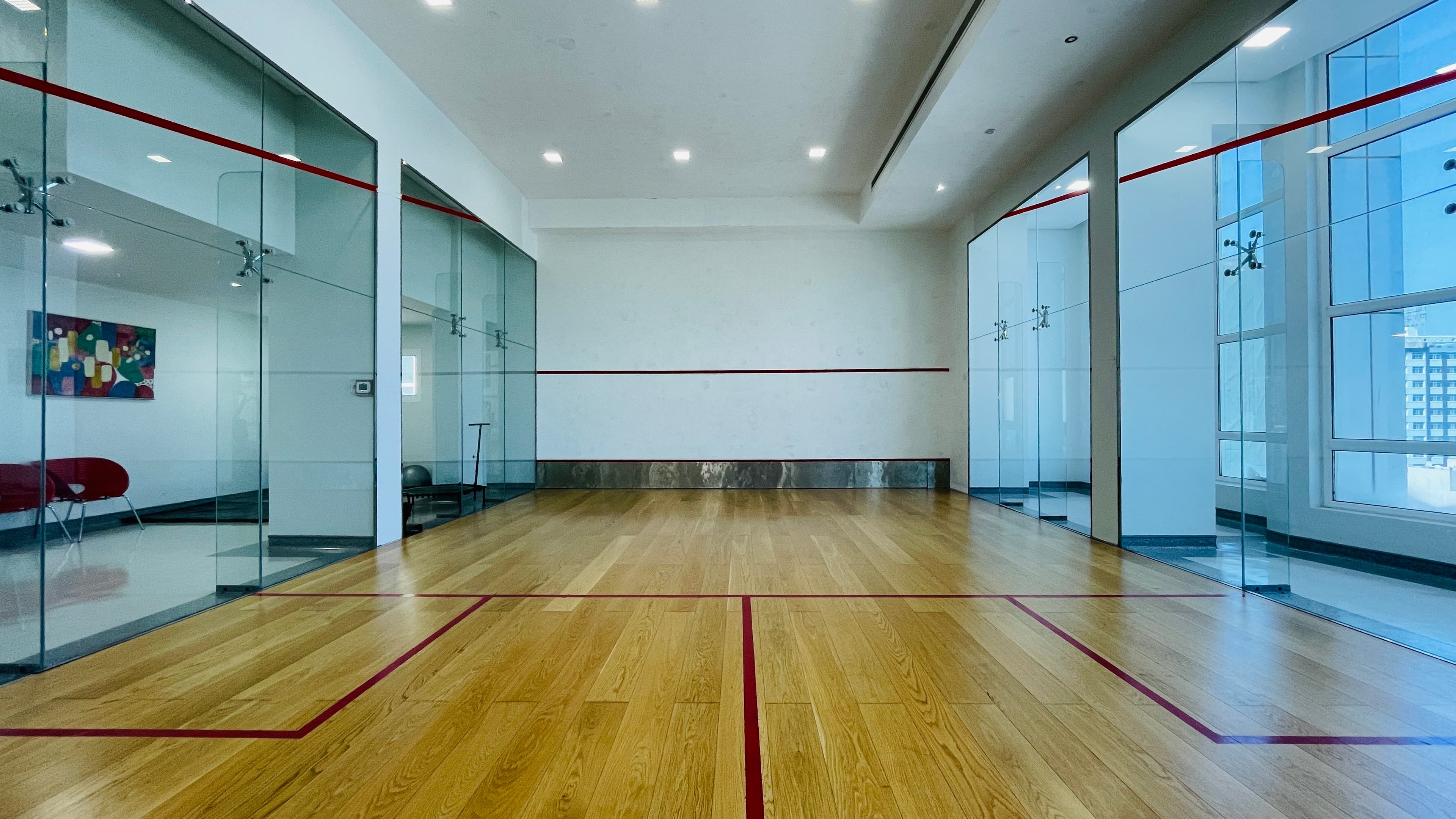 HOUSEKEEPING | MODERN | SPACIOUS ROOMS | GREAT FACILITIES