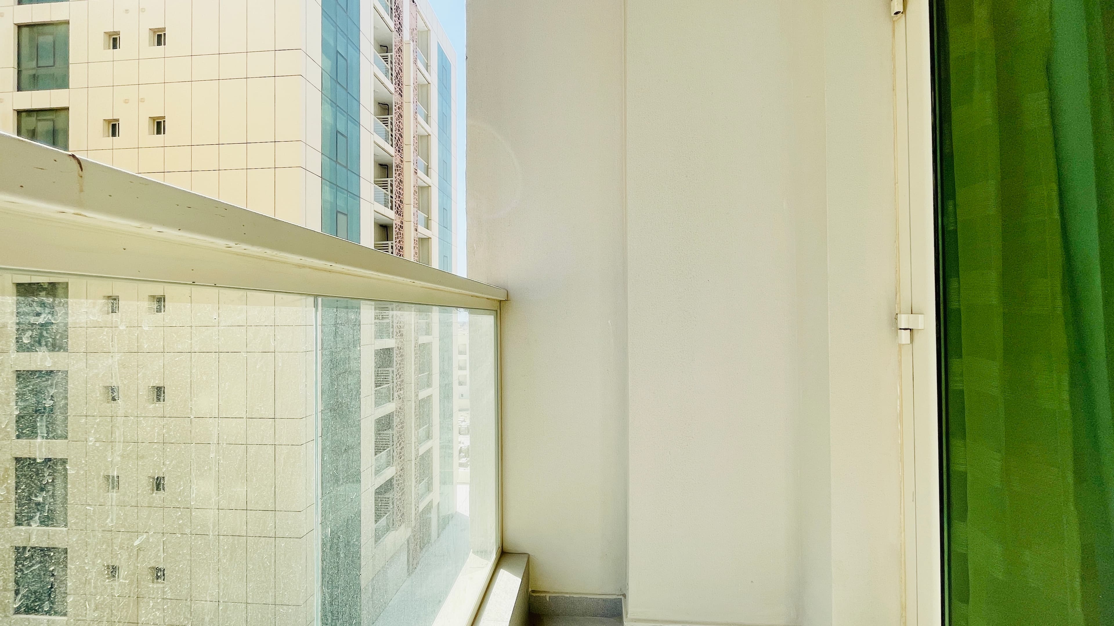 HOUSEKEEPING | SPACIOUS ROOMS | BALCONY | GREAT FACILITIES
