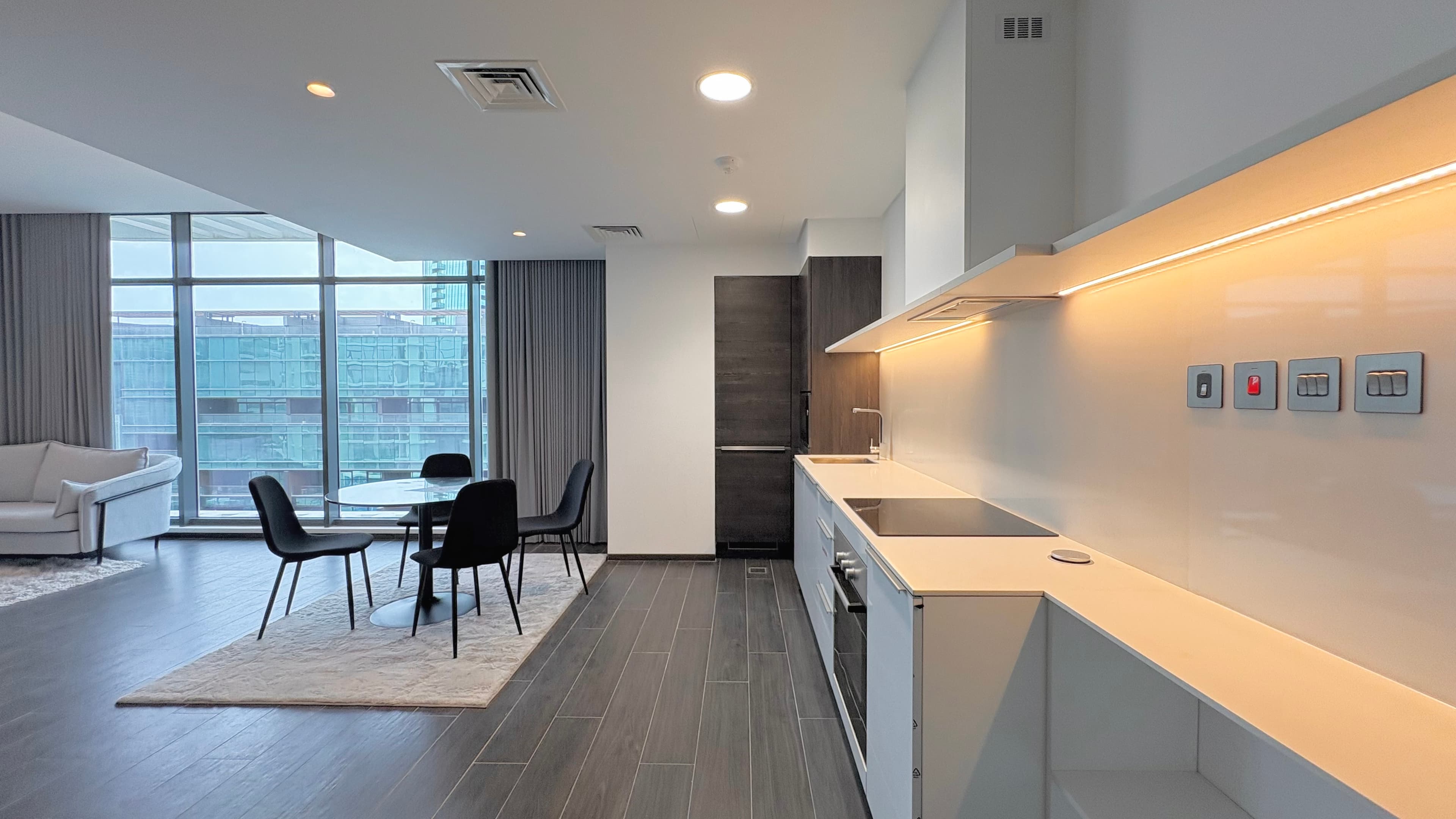 Luxury 2-Bedroom Apartment | Full Sea & Harbor View | 5-Star Living