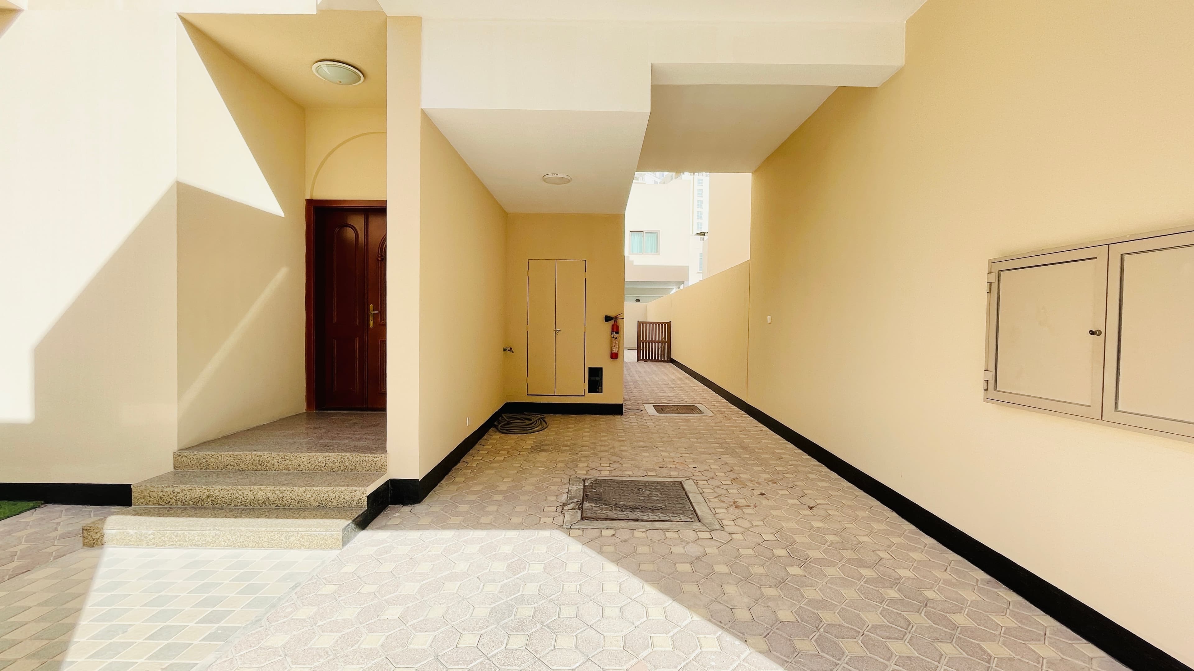 PRIVATE POOL | BIG TERRACE | SPACIOUS ROOMS | GARAGE