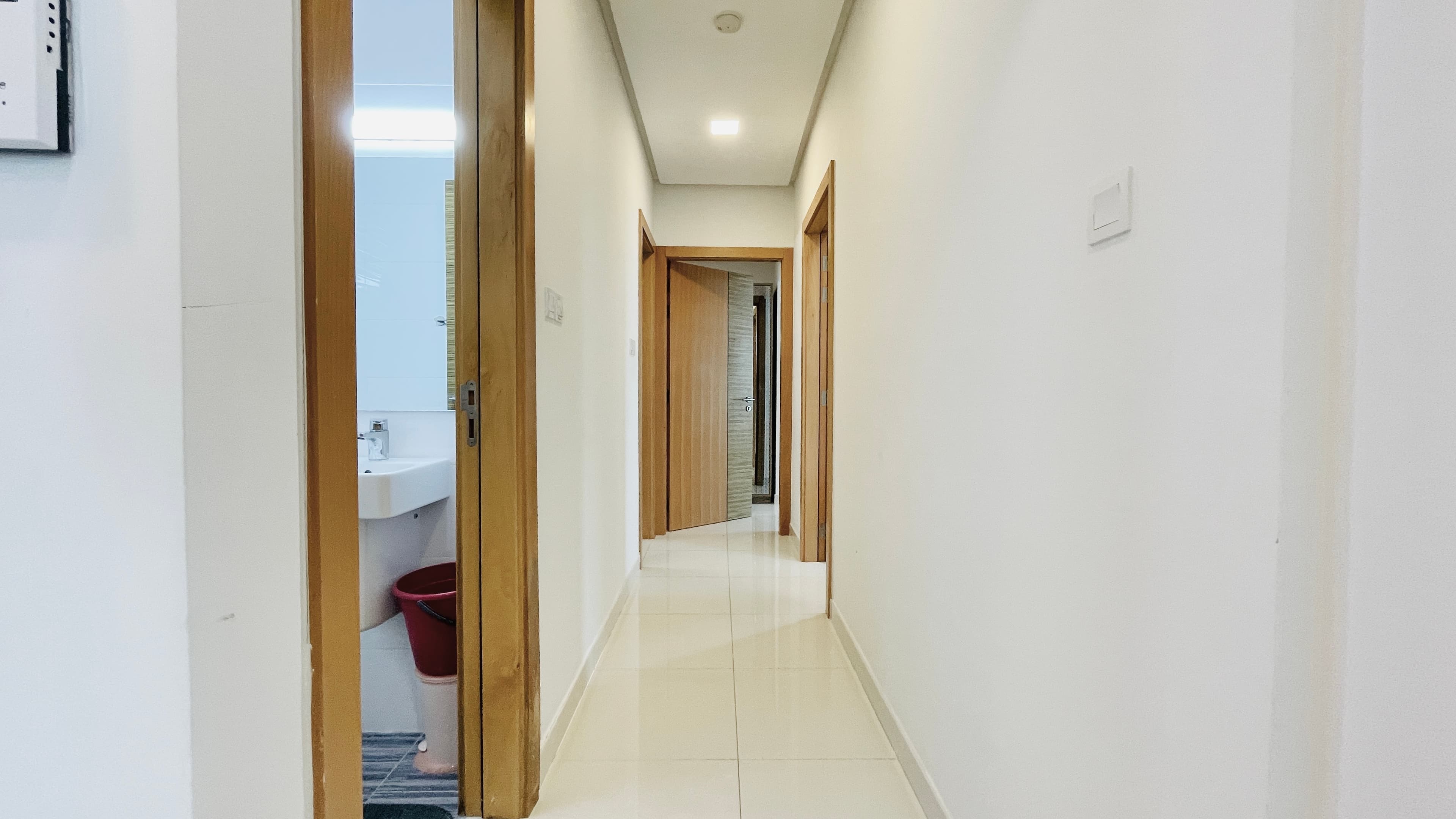 MODERN | SPACIOUS ROOMS | BALCONY | CITY VIEW