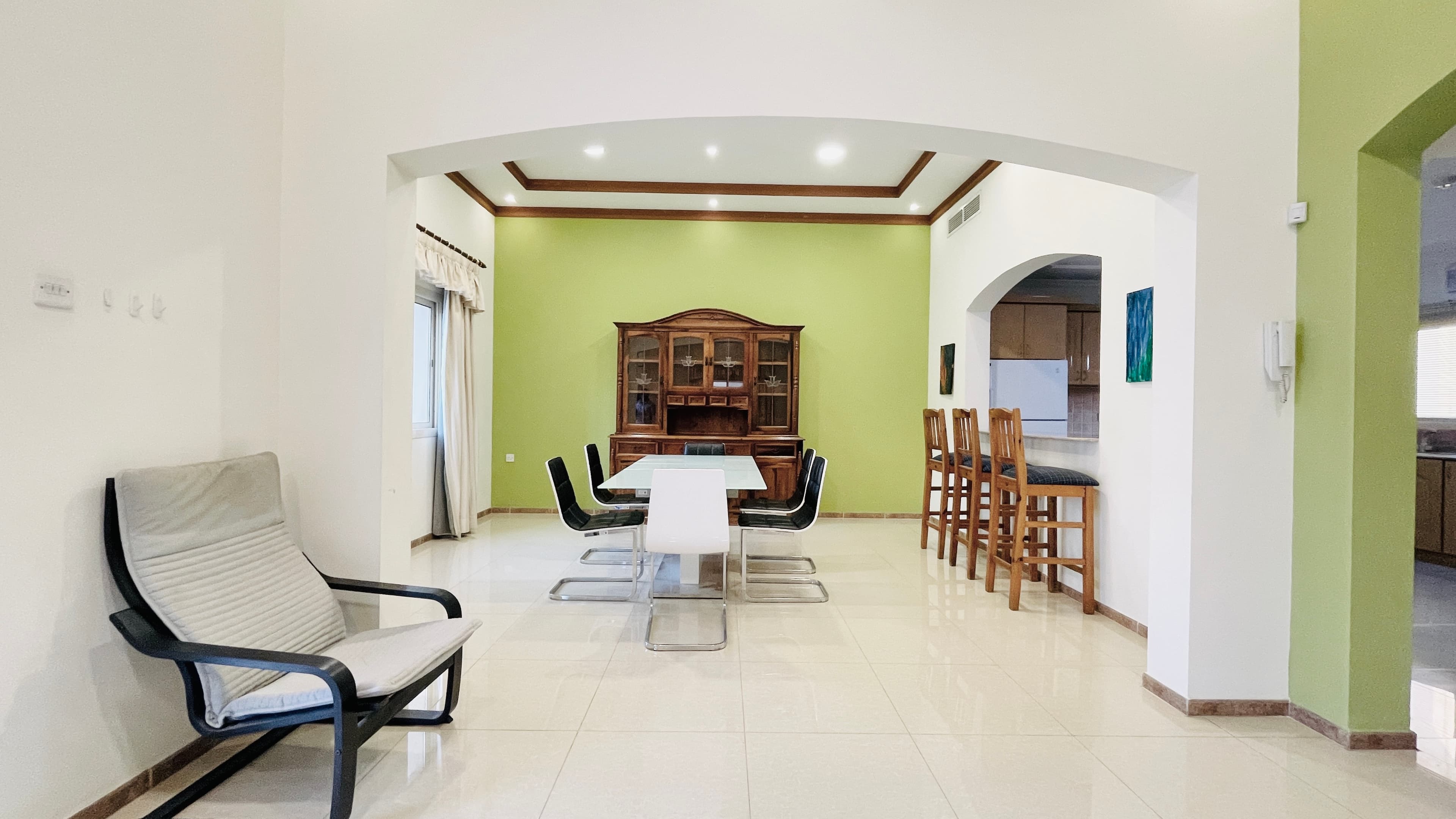 BALCONY | SPACIOUS ROOMS | FACILITIES | INCLUSIVE EWA
