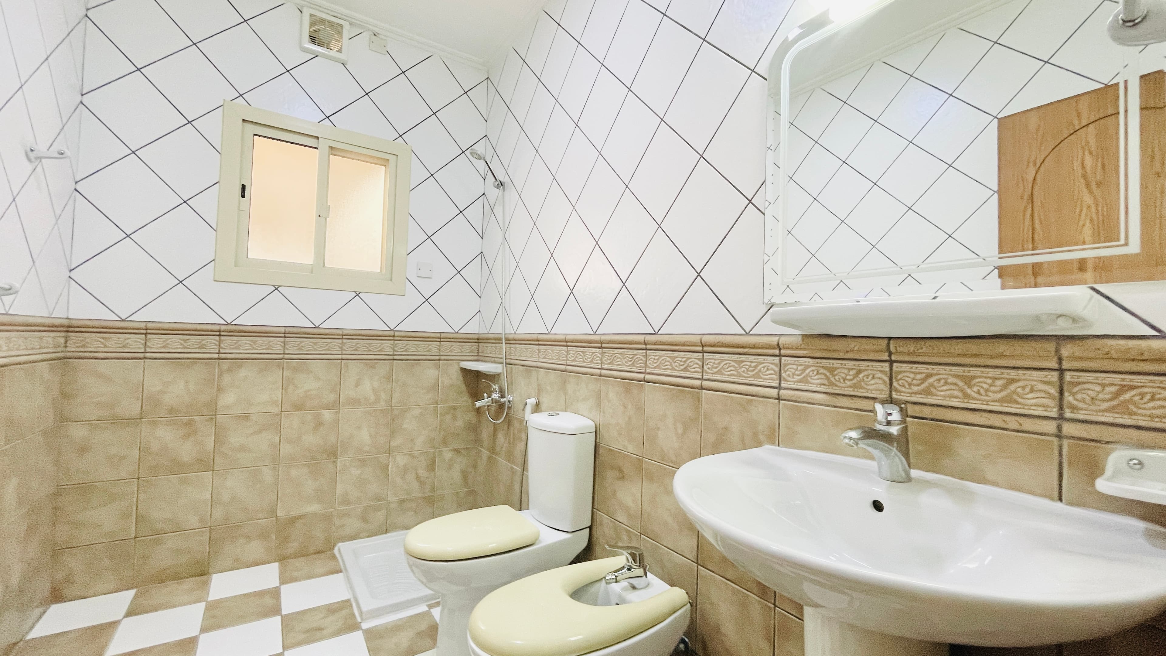 BALCONY | SPACIOUS ROOMS | FACILITIES | INCLUSIVE EWA