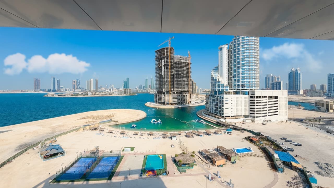 Spacious | Private Terrace | Modern | Beach View