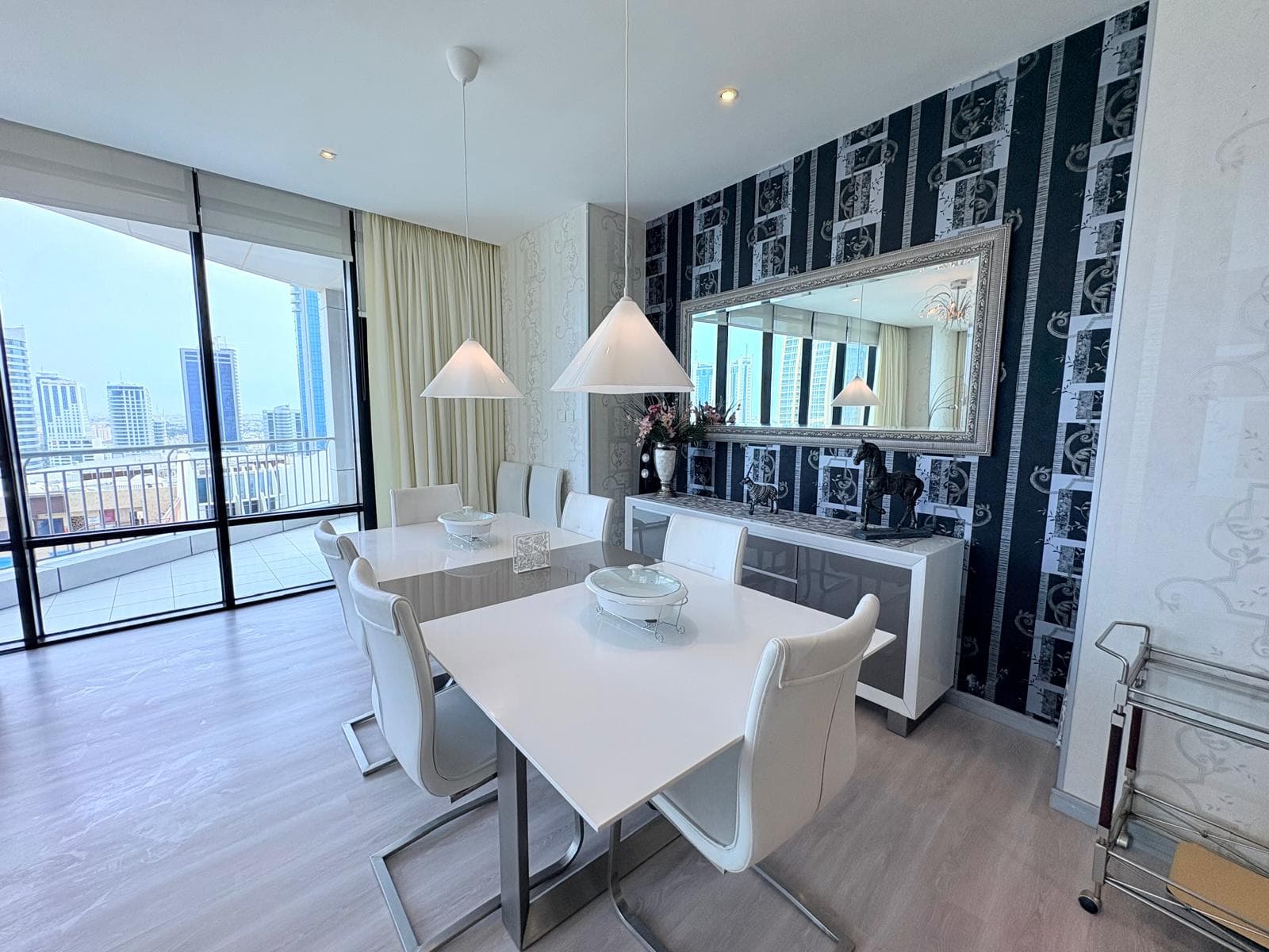 Spacious 3BR | Modern Furnishings | Great Value