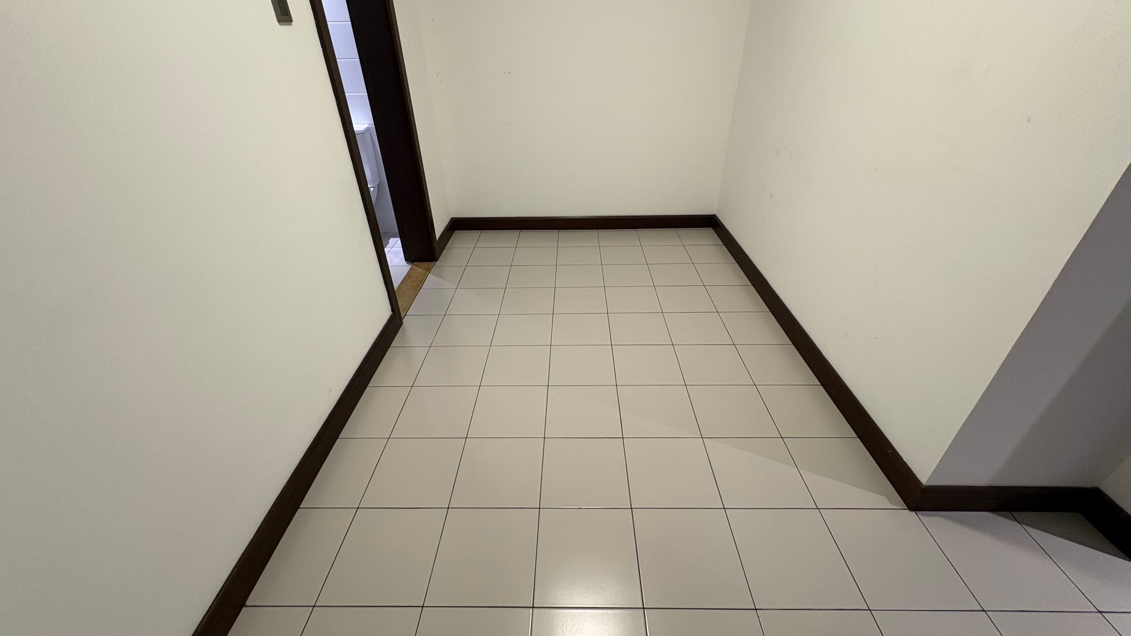 SEA VIEW | MAIDS ROOM | BALCONY | SEMI FURNISHED