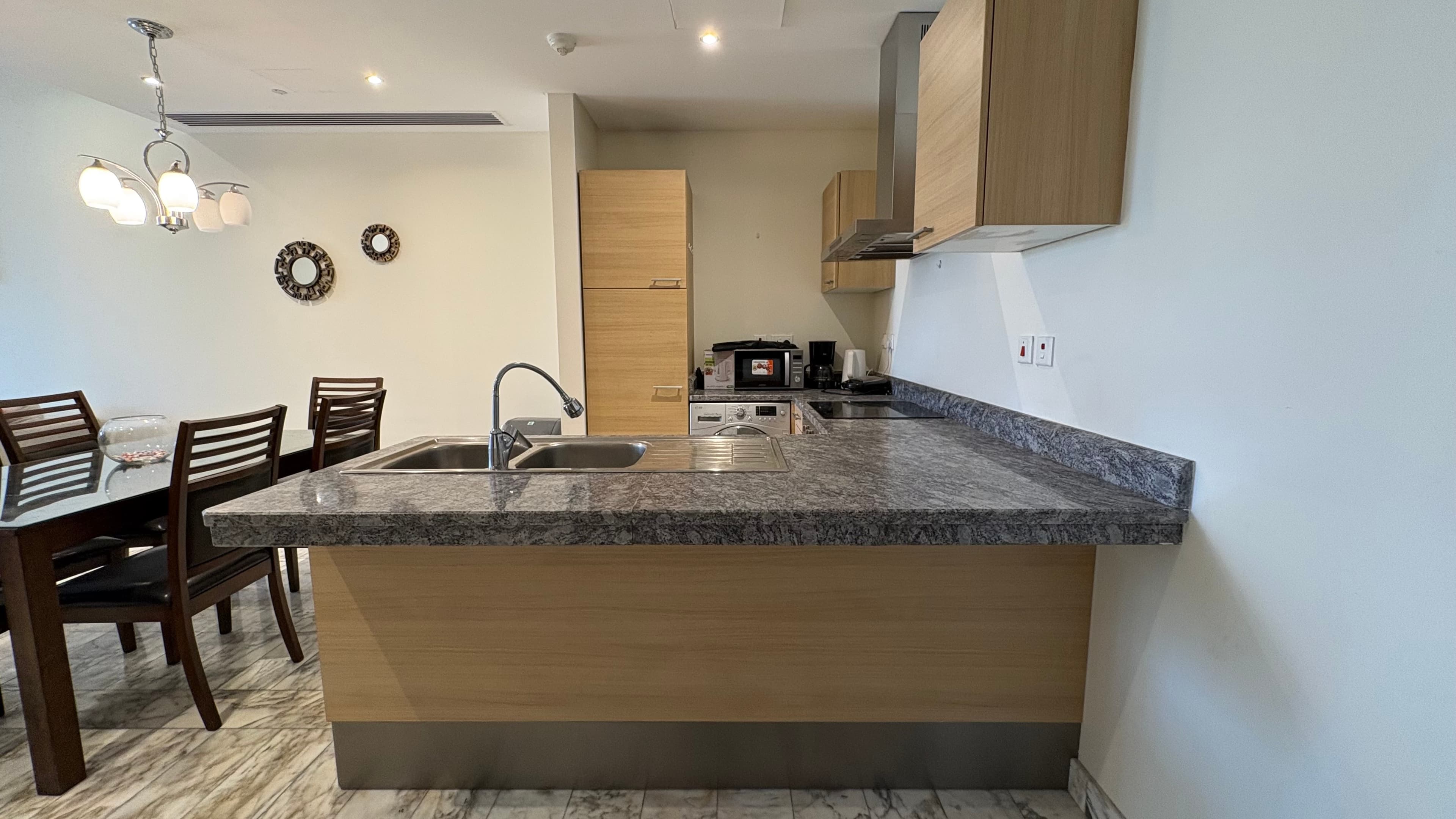 SEA VIEW | HOT DEAL | PETS ALLOWED | REEF ISLAND
