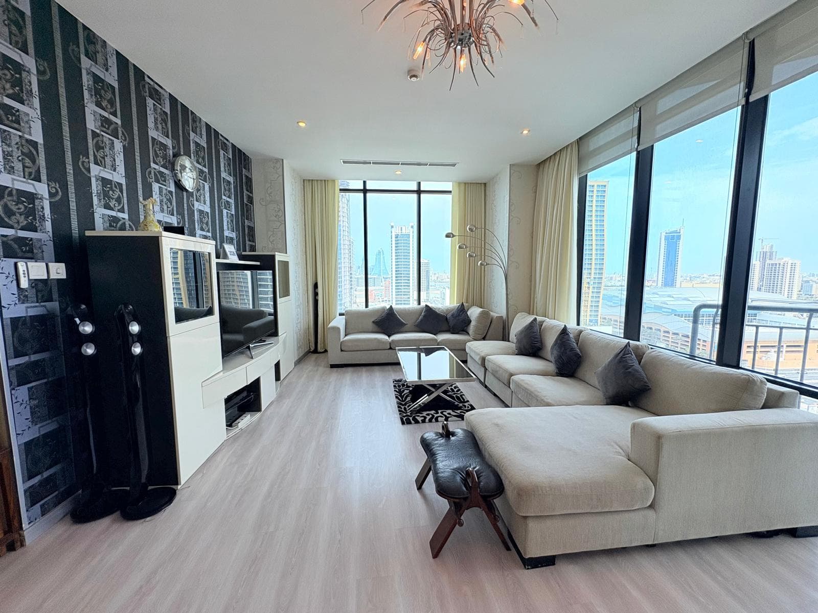 Spacious 3BR | Modern Furnishings | Great Value
