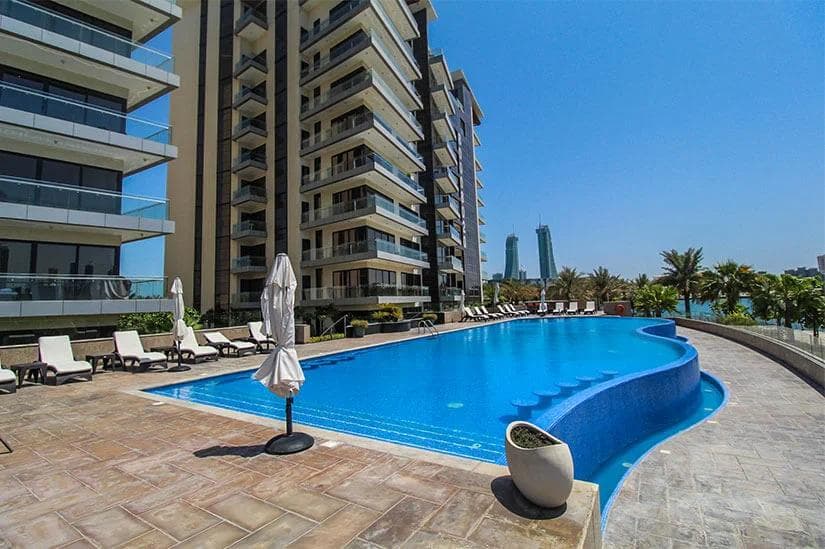 Spacious 1BR Apartment | Waterfront Living | Bright Interiors