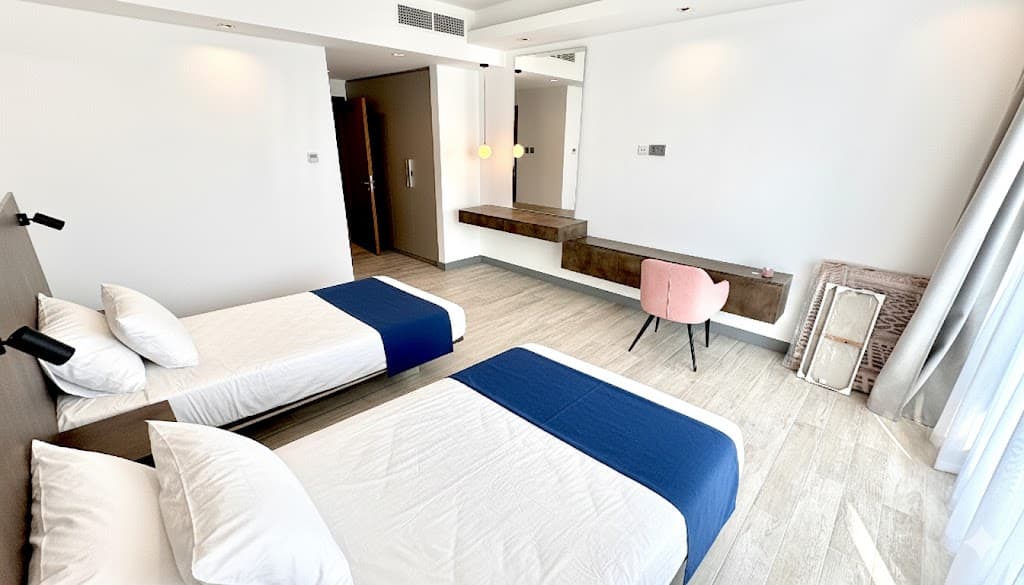 Bright 2-Bedroom Apartment | Open Kitchen & Balcony | Ready  Move-In