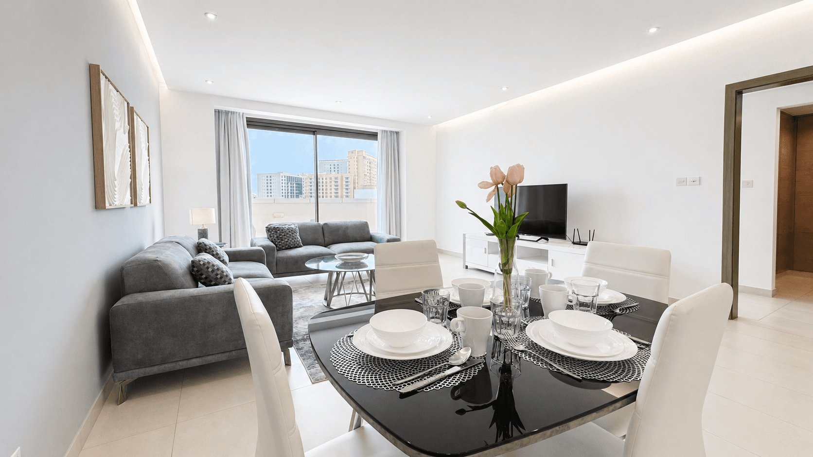 Modern 1BR for Rent with Large Terrace in Amwaj