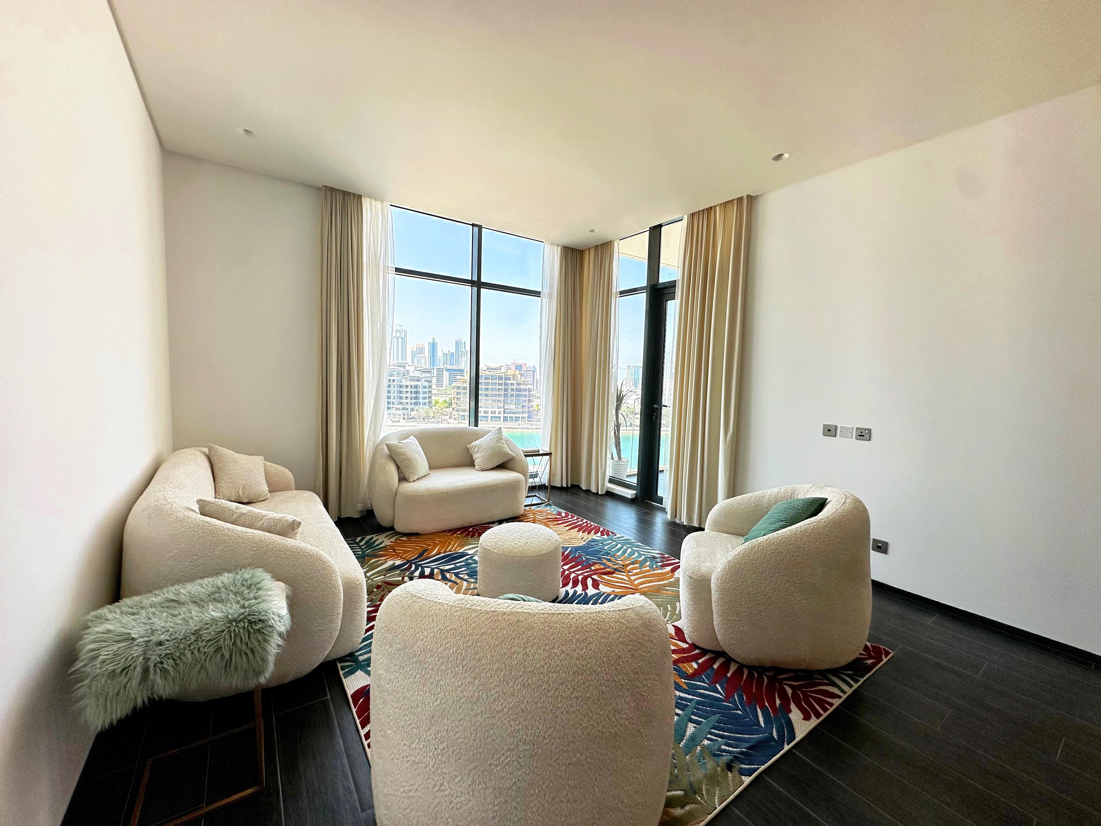 Corner Layout | Sea View | Spacious Layout