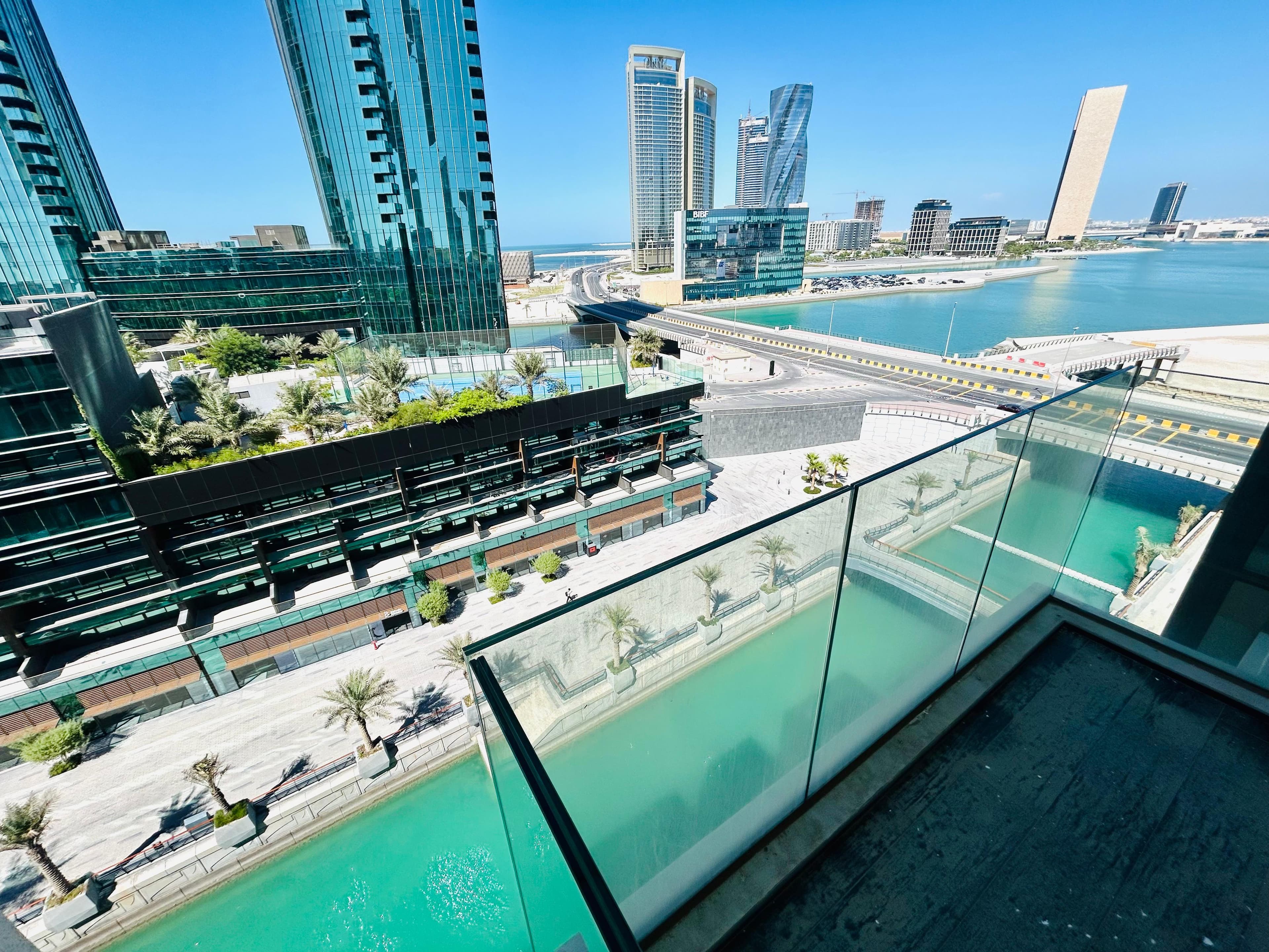 Private pool Two bedroom penthouse in Financial District
