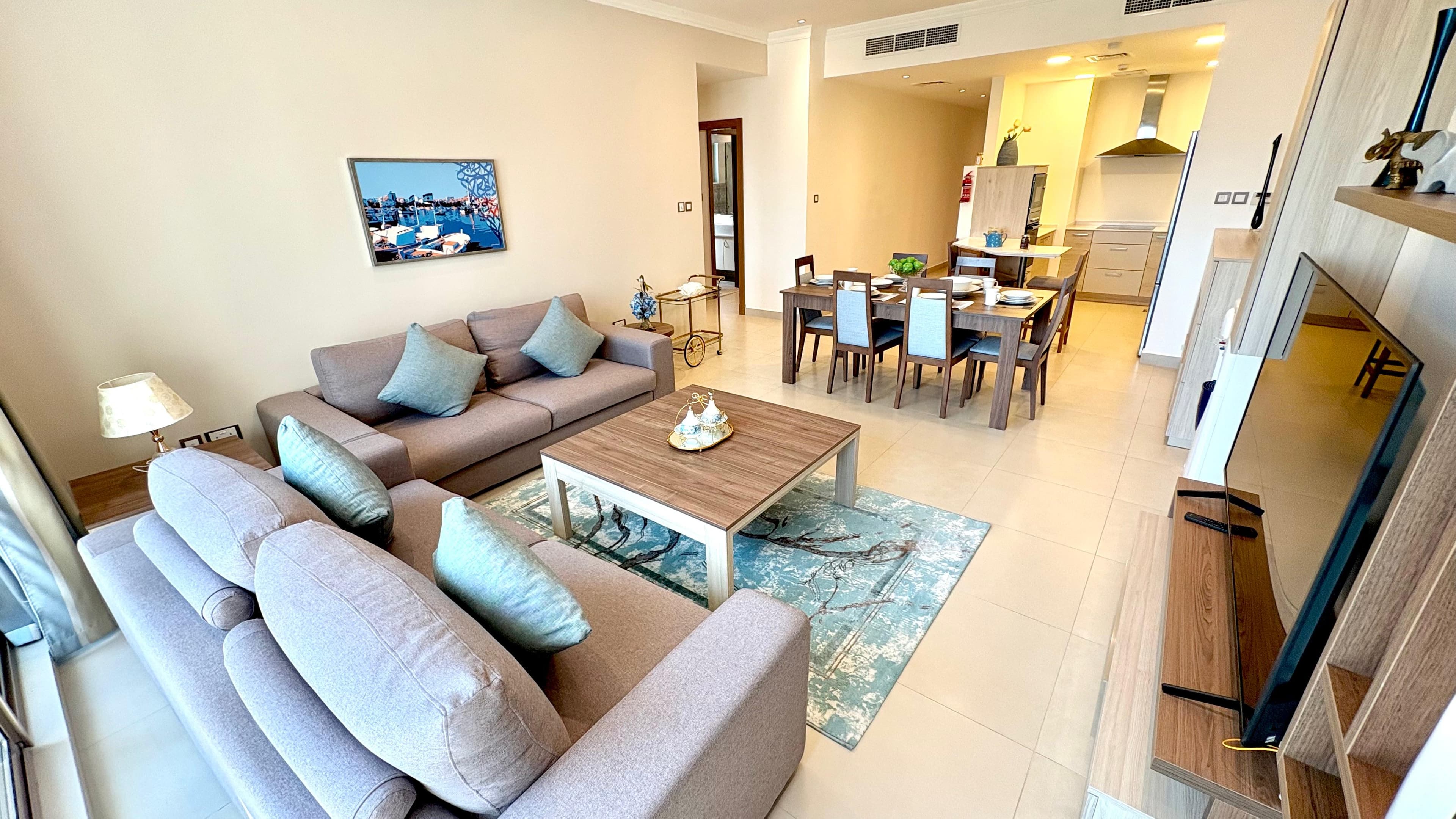 Modern 3BR Apartment | Pool, Gym & Covered Parking