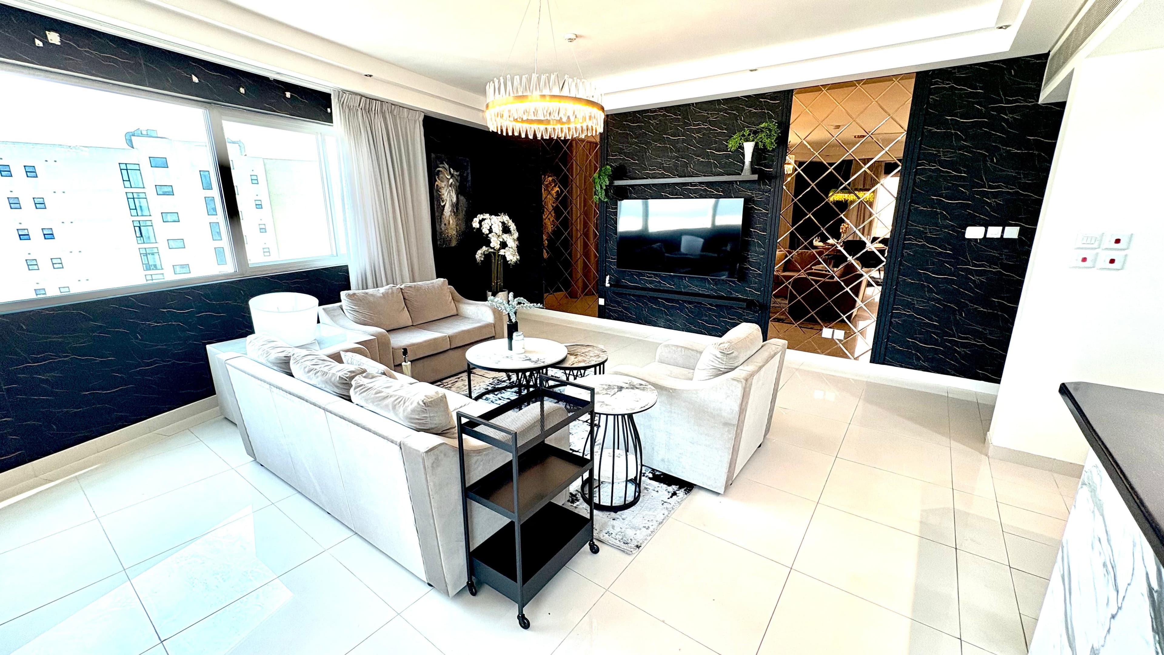 Bright and Spacious Penthouse with sea view and terrace