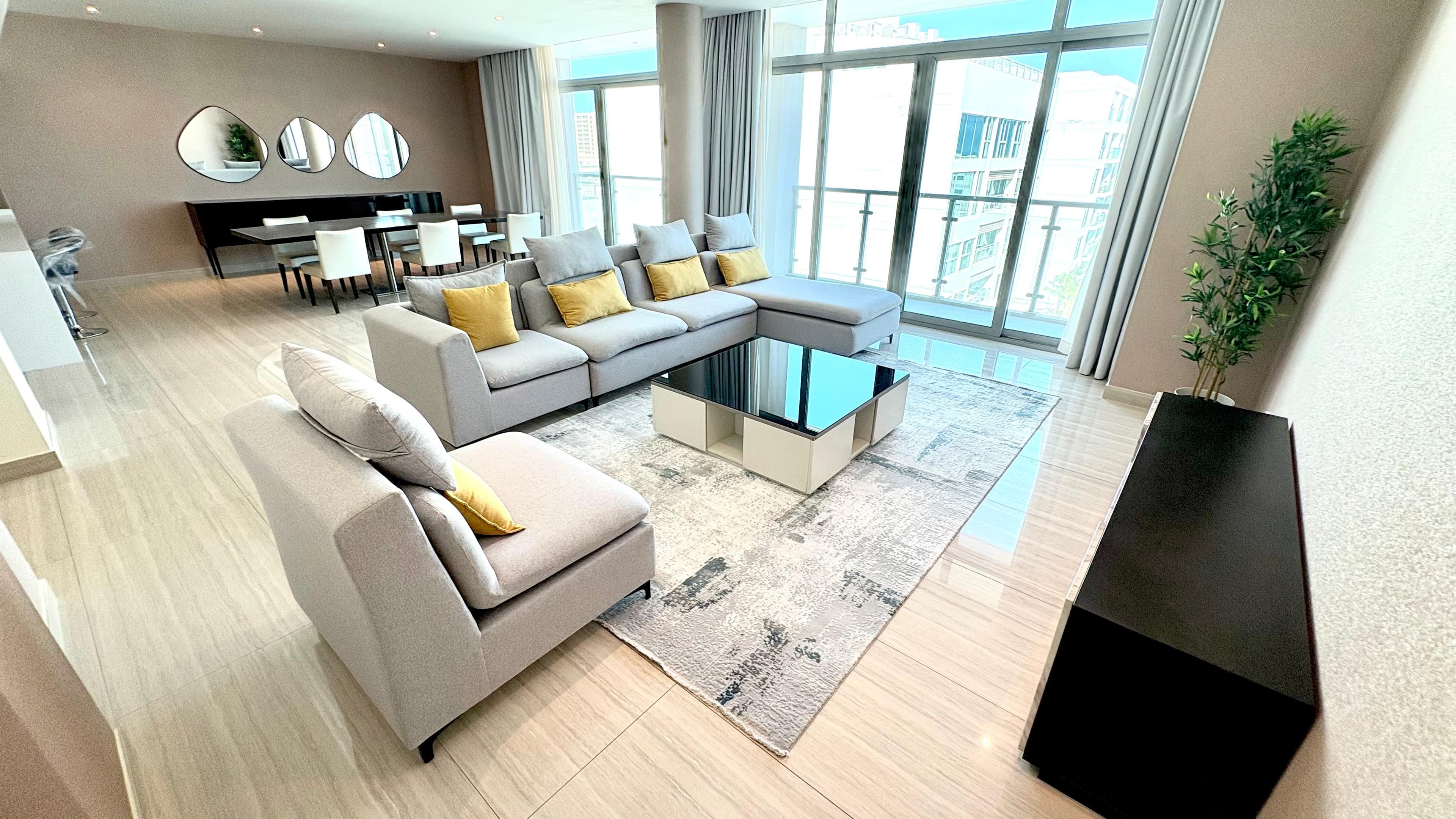 Spacious duplex with balcony