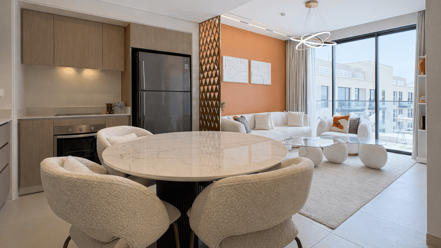 Modern 2 Bedrooms with Balcony | Beach Access | Pool View