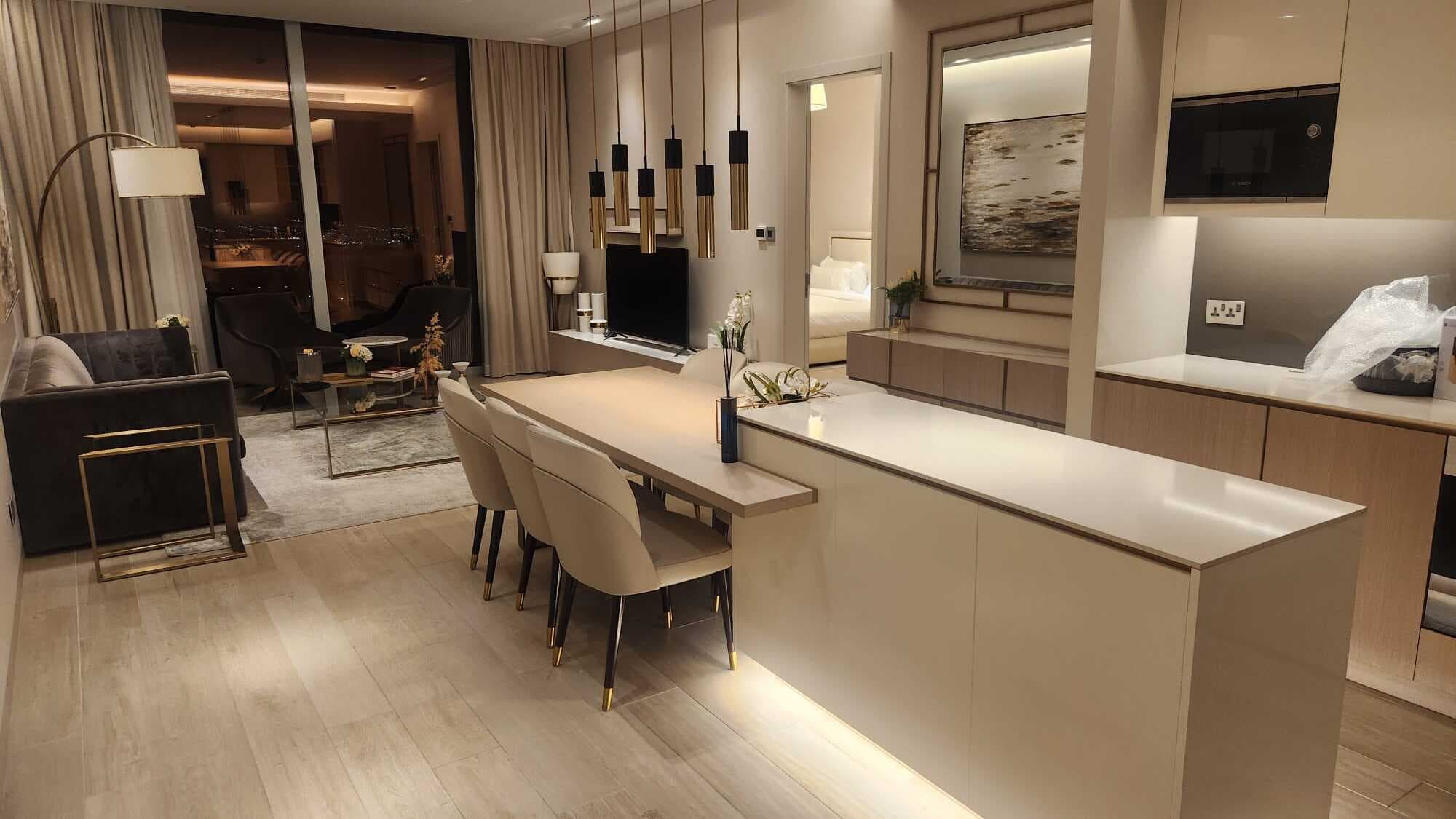 SEA VIEW | LUXURY | SPACIOUS ROOM | BALCONY